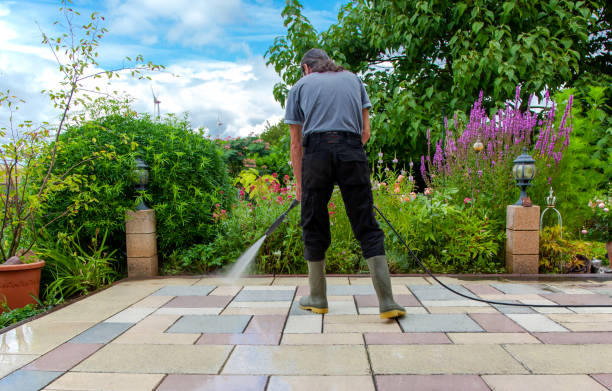 Best Pool Deck Cleaning  in Vernon, WI